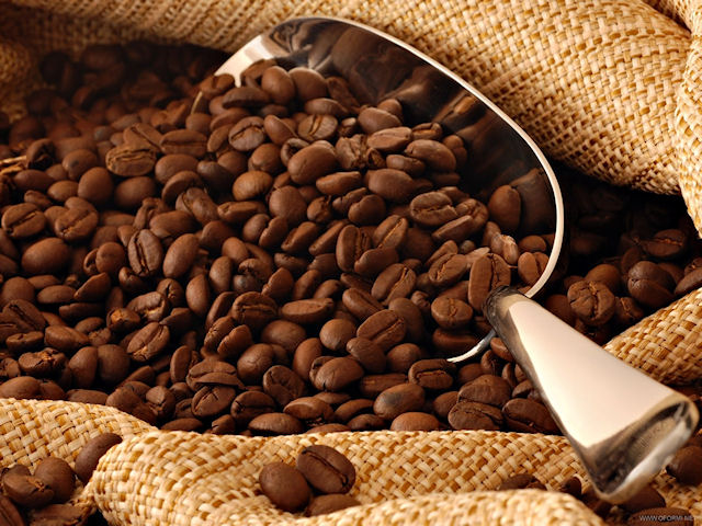 Поднимает ли кофейный напиток уровень холестерина?