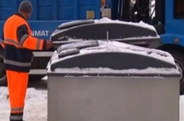В Киеве установили мусорные контейнеры, защищенные от грызунов