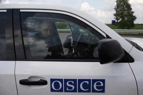 В Горловке местные жители напали на наблюдателей ОБСЕ (Видео)