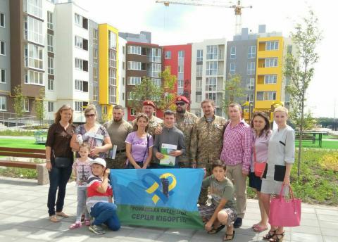 В Буче подарили 10 квартир участникам боевых действий (ВИДЕО)