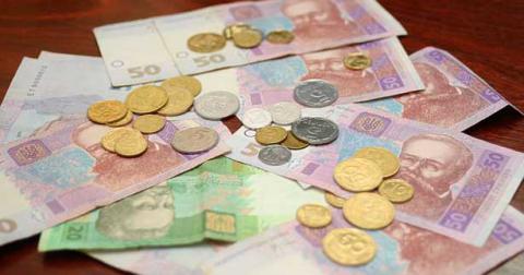 В Украине повысят соцстандарты, увеличив количество денег