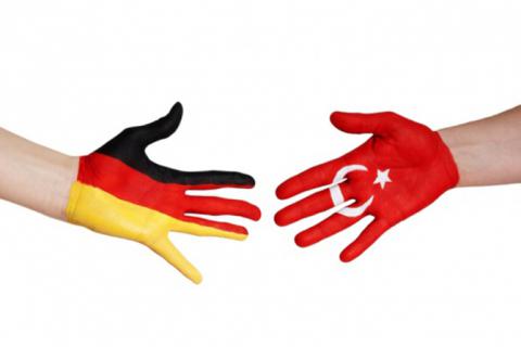 Германия поддерживает правительство Турции