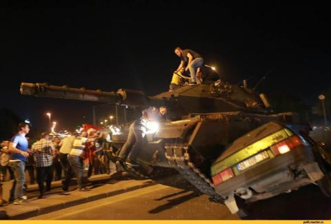 Более полусотни военных арестовали в Турции