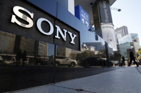 Twitter главы Sony взломали хакеры