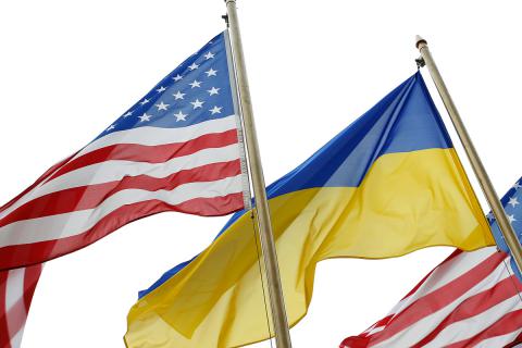США поможет вернуть деньги Януковича