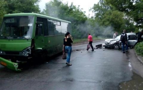В Харькове в ДТП погибли двое полицейских