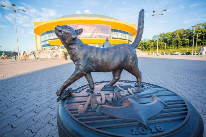 Кошке Матроске во Владивостоке открыли памятник