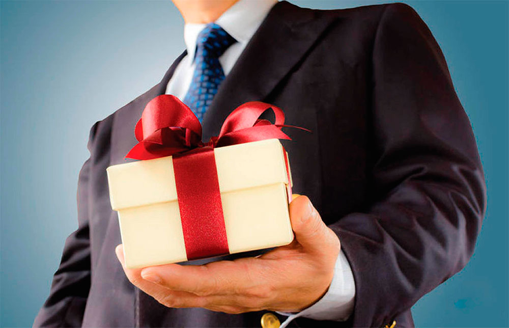 Подарки сотрудникам: способ выразить признательность и поднять моральный дух